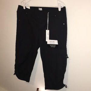 Dash  SARAH  Tummy Control Capri pants size 16